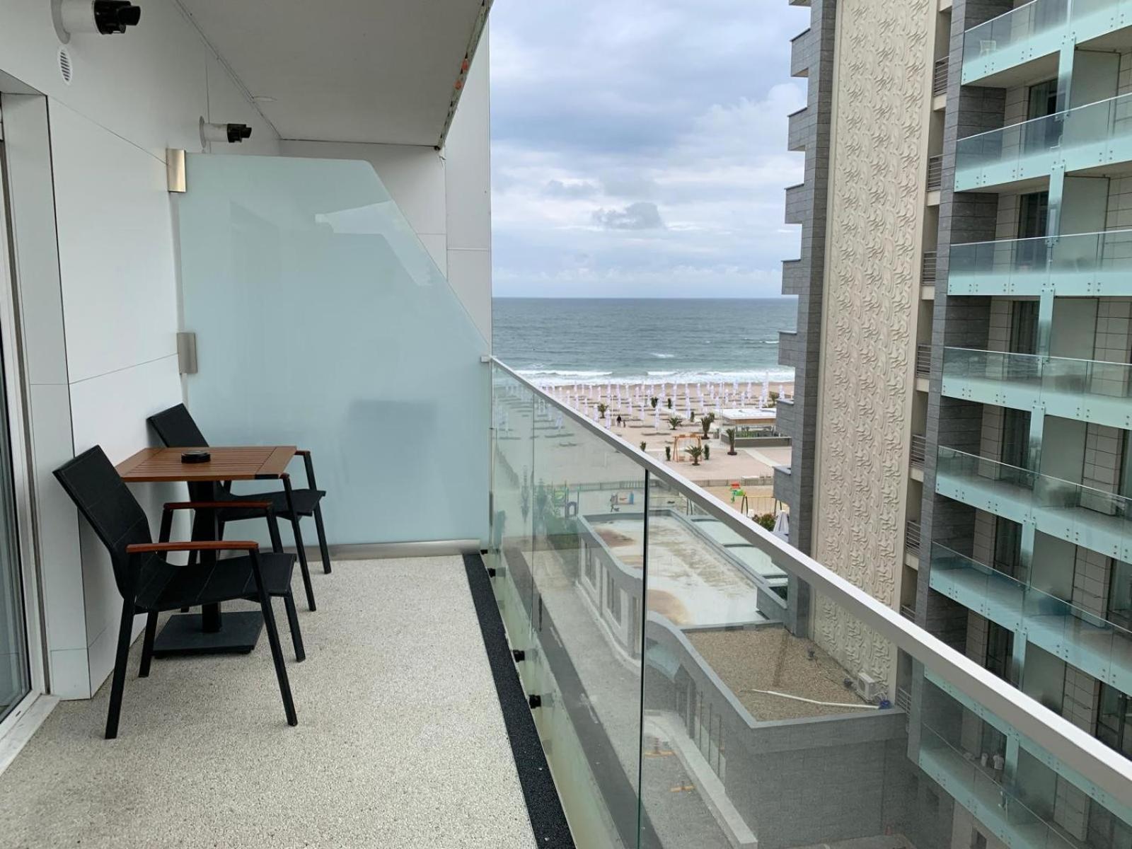 White Tower Mamaia Prestige Apartments Dış mekan fotoğraf